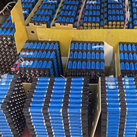 乌海专业回收电动车电池|碎电池片回收